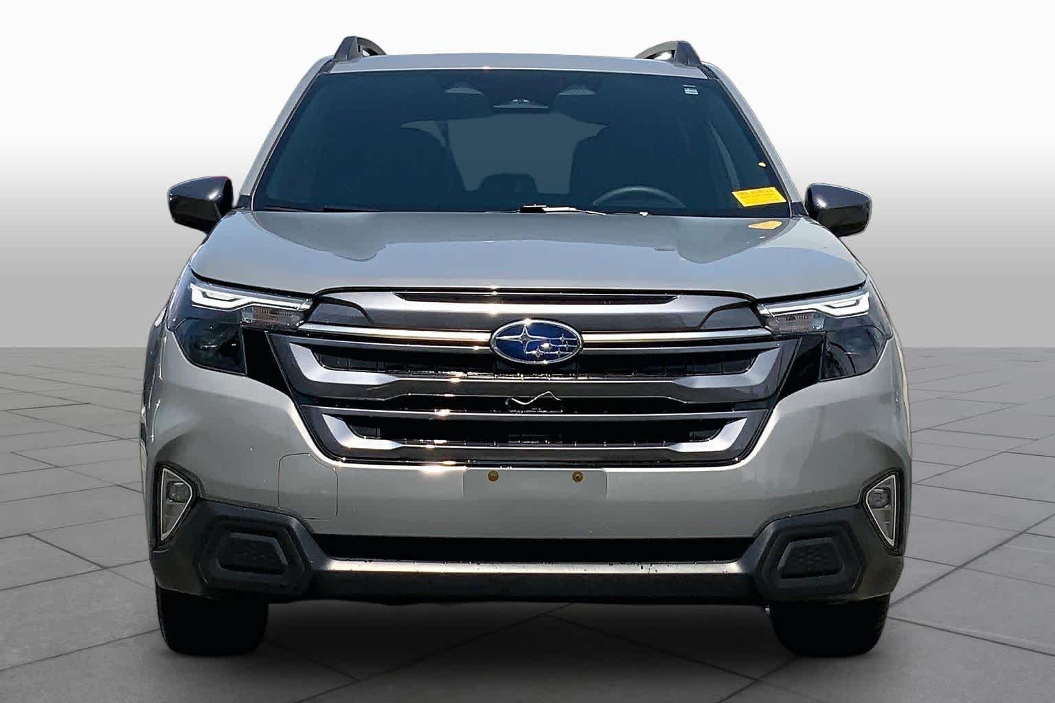 Certified Used 2025 River Rock Pearl Subaru Premium image 4