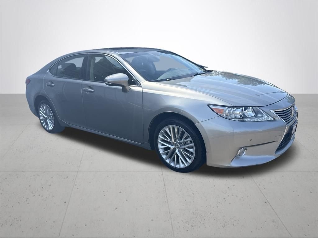 Used 2015 Silver Lexus 350 image 4