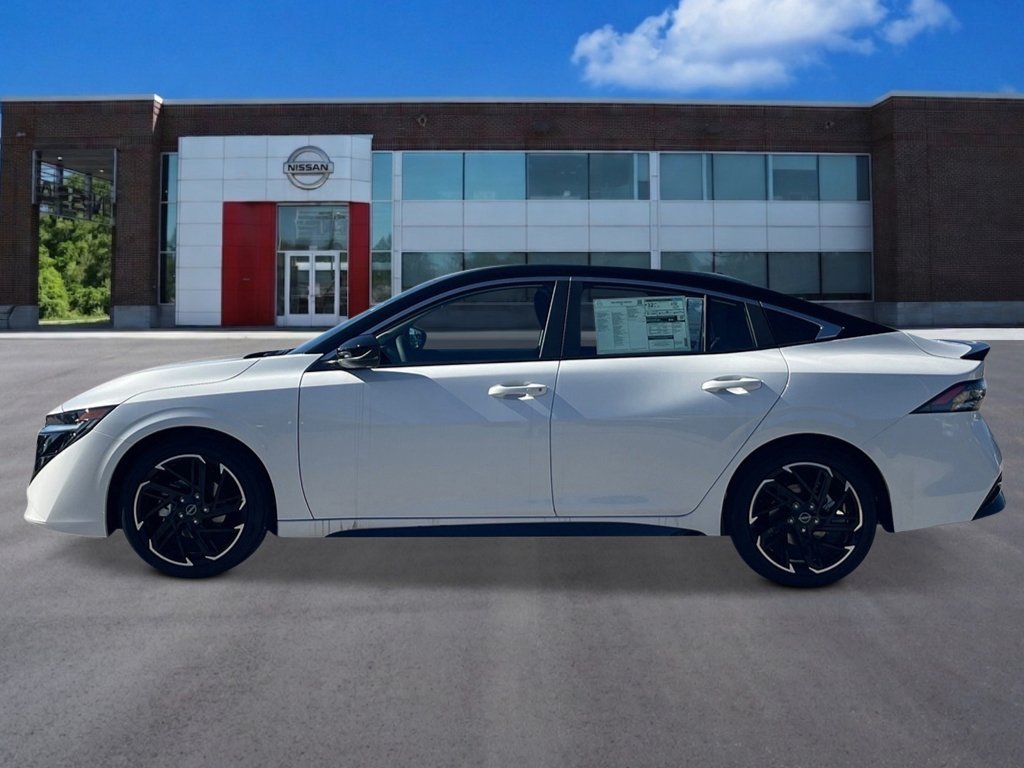 New 2027 Aspen White TriCoat / Super Black Two-tone Nissan SR image 2