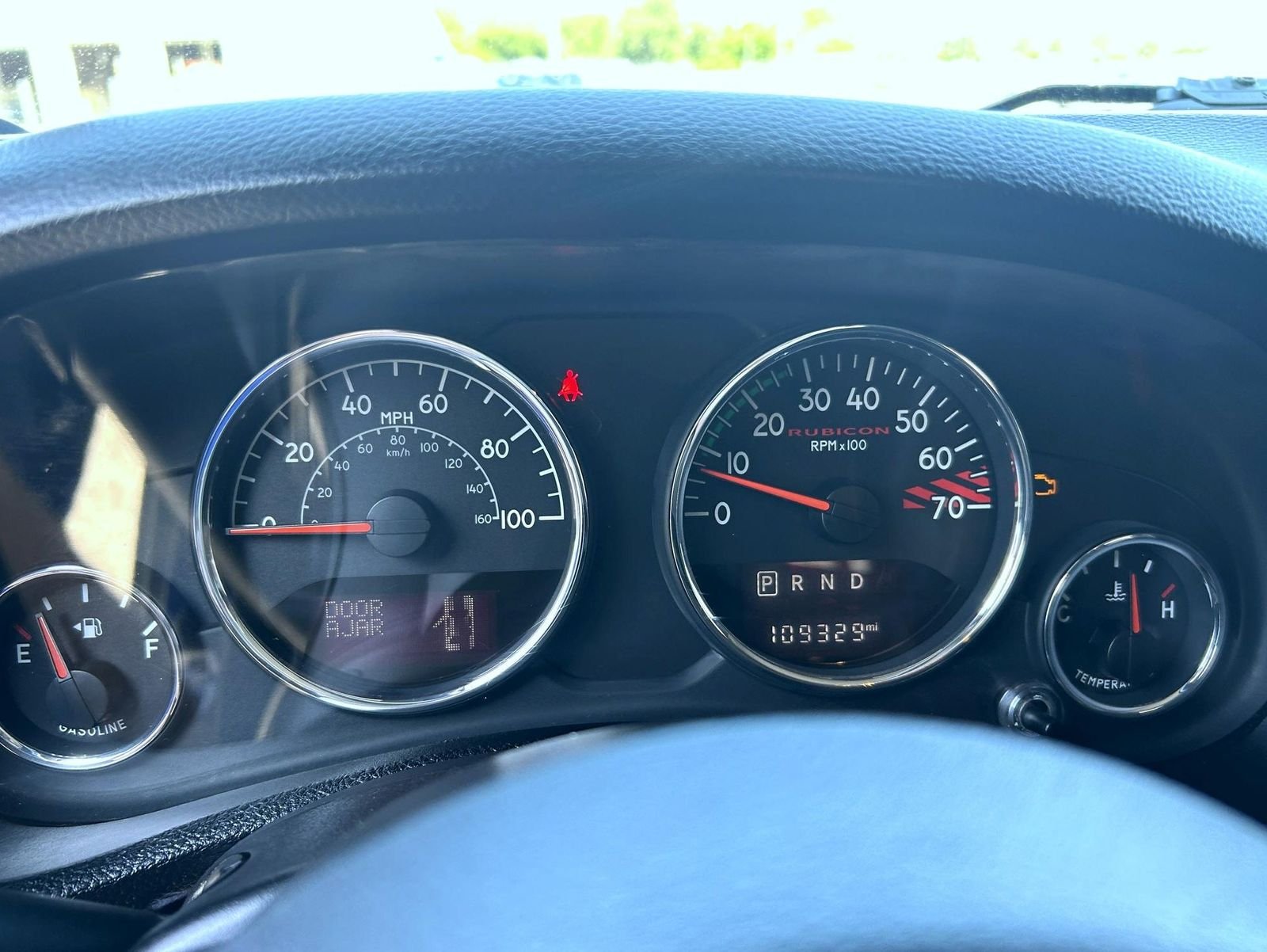 Used 2015 Black Jeep Unlimited Rubicon image 14