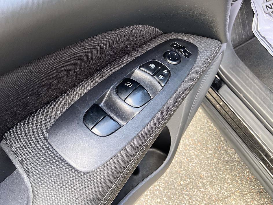 Used 2017 Magnetic Black Metallic Nissan S image 10