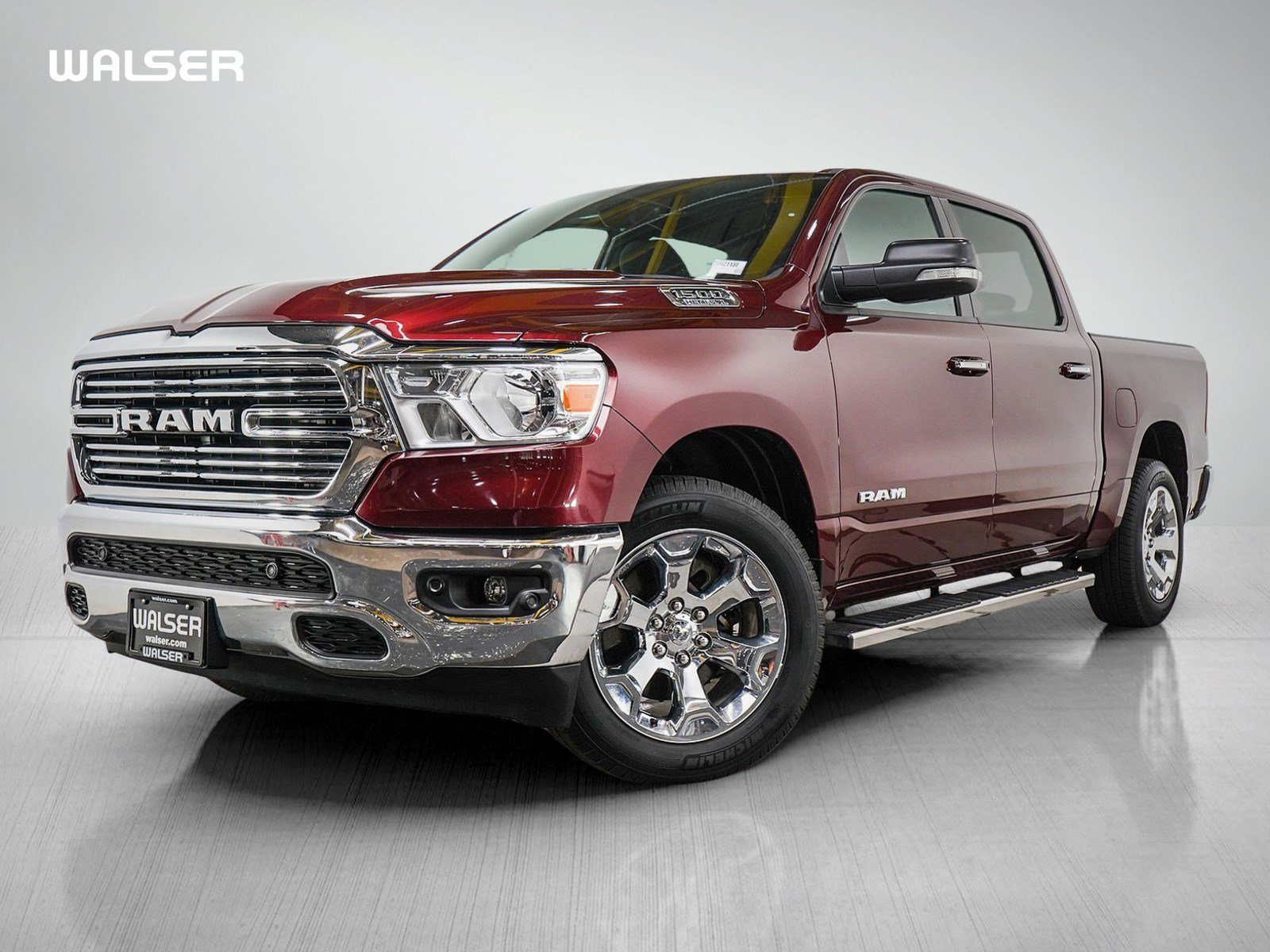 2020 RAM 1500 Big Horn/Lone Star 4x4 Crew Cab 5'7's photo