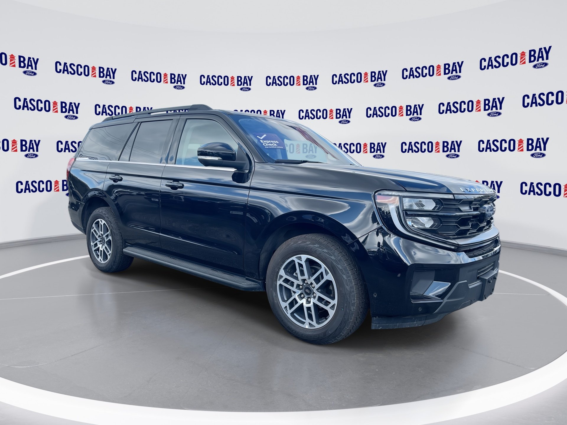 2025 Ford Expedition Active 4x4's photo