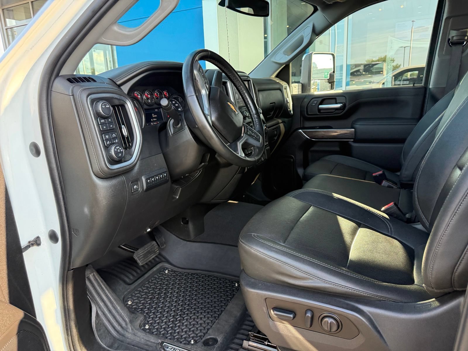 Used 2023 SUMMIT WHITE Chevrolet LTZ image 20