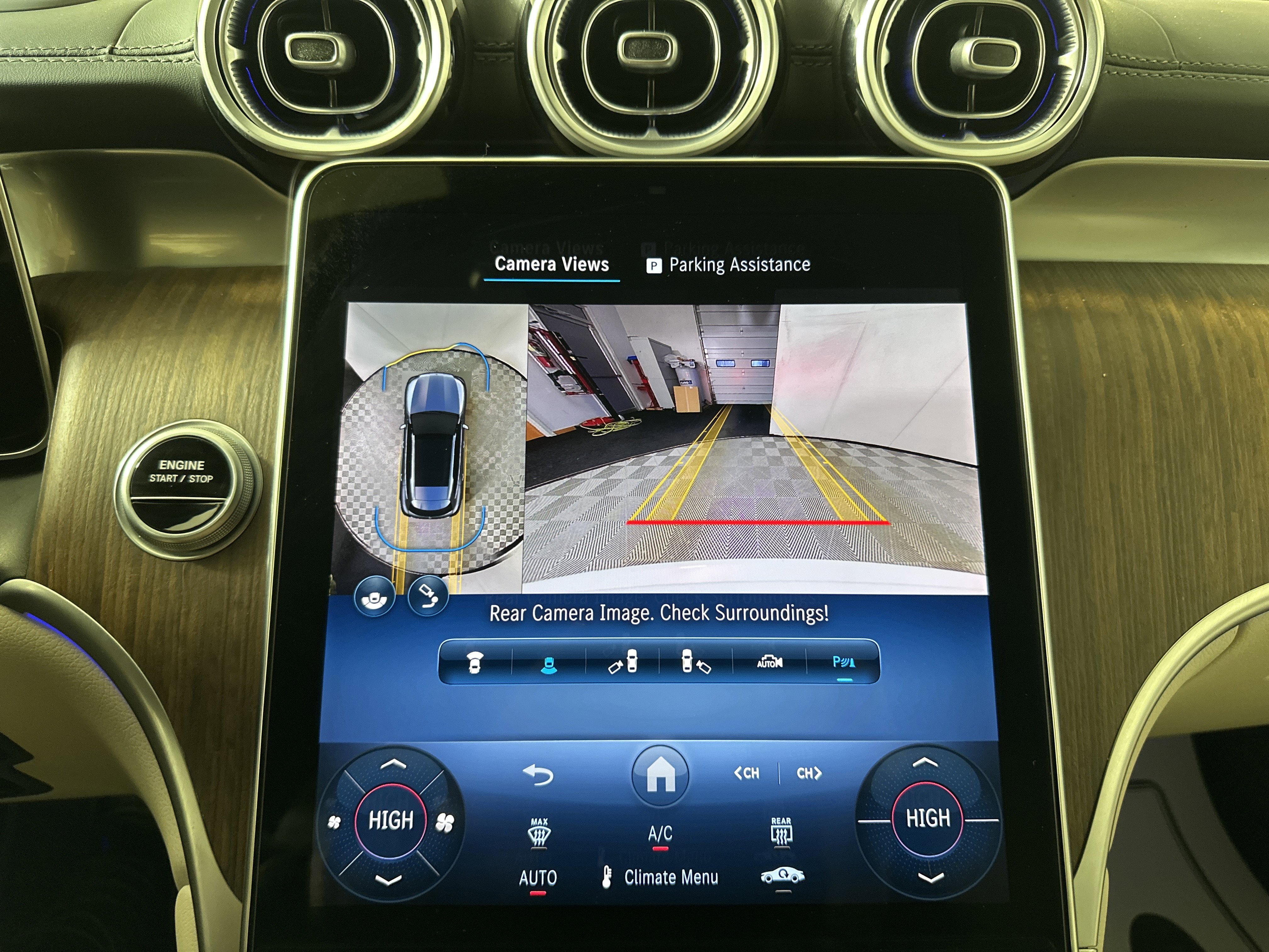 2025 Mercedes-Benz GLC Base - Photo 17