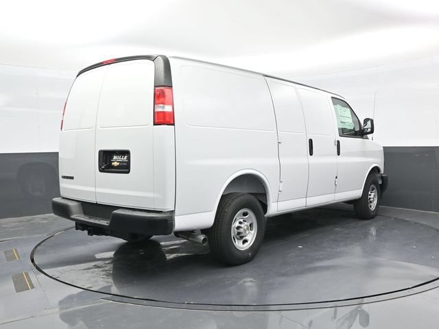 2025 Chevrolet Express Cargo Work Van - Photo 6