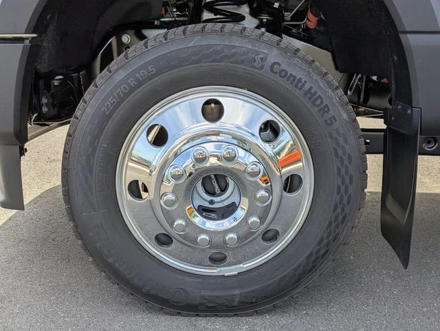 New 2026 Oxford White Ford F-450® XL image 11