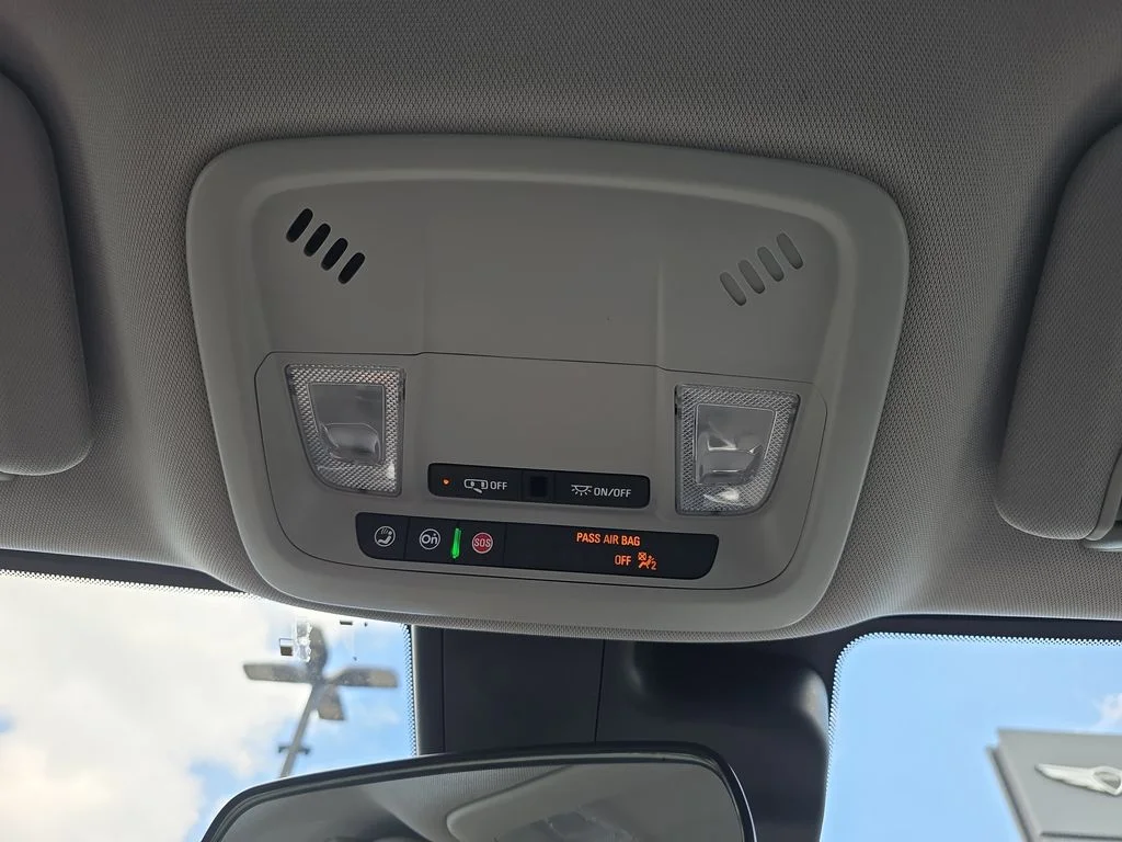 Used 2021 Blue Chevrolet LT image 20