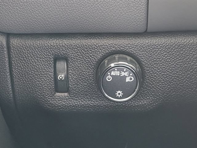 Used 2020 SUMMIT WHITE Chevrolet 2WD Work Truck image 19