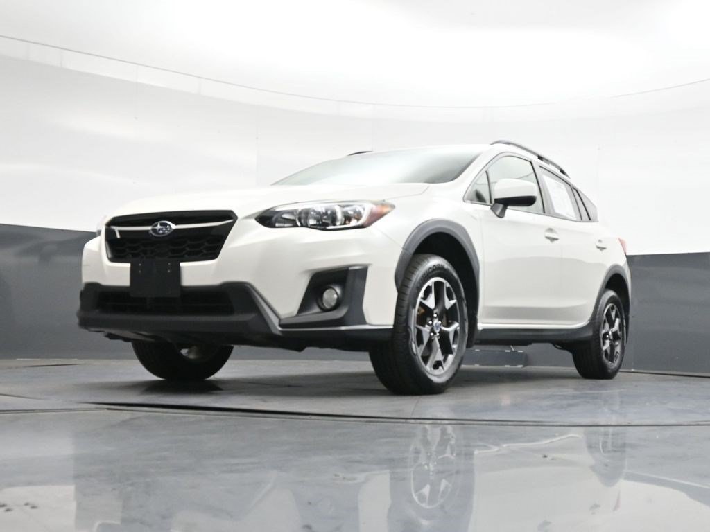 Used 2018 Crystal White Pearl Subaru Premium image 38