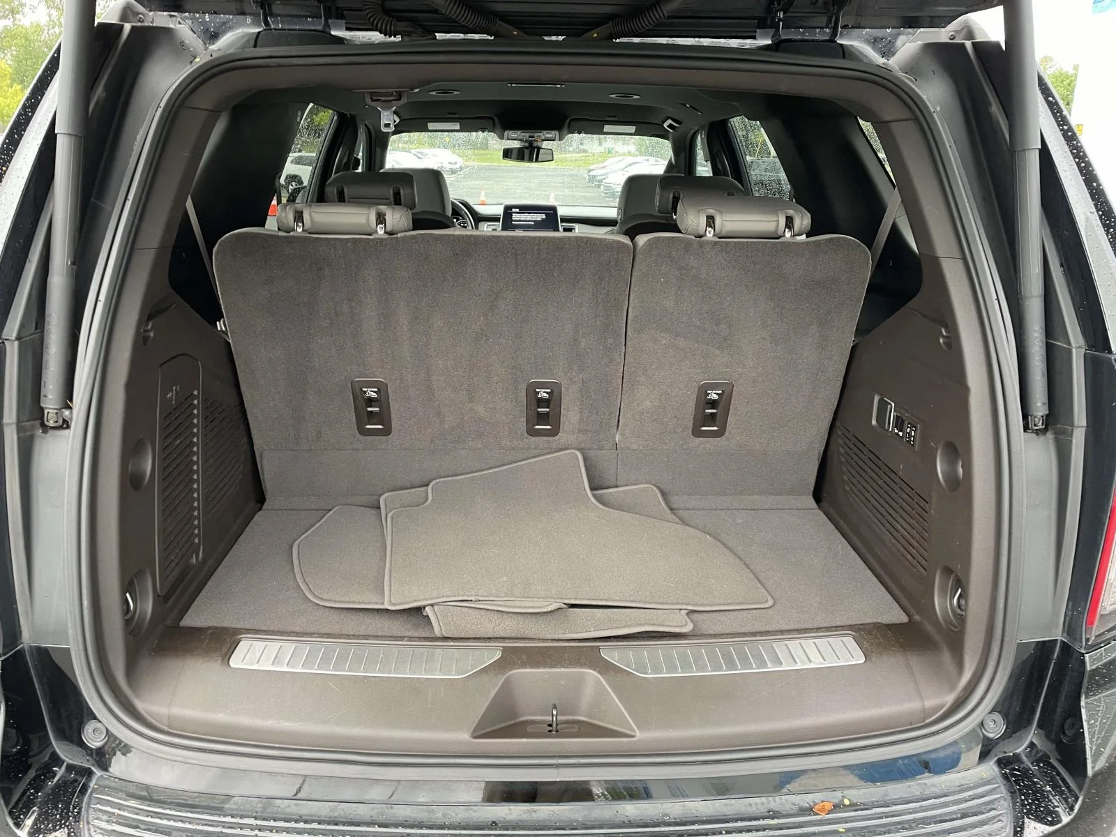 2021 Chevrolet Tahoe Z71 - Photo 14