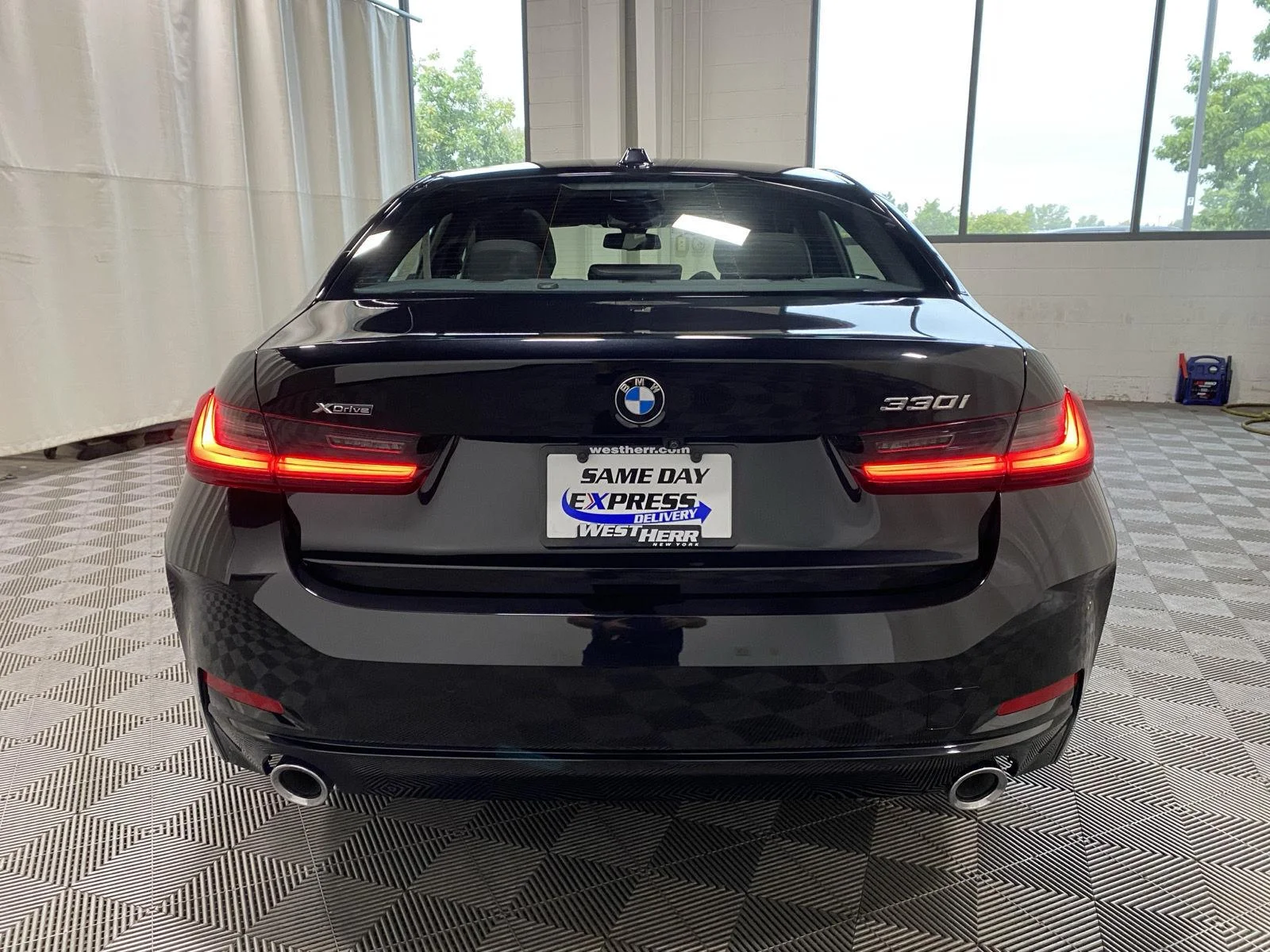 Used 2025 Black Sapphire Metallic BMW 330i xDrive image 13