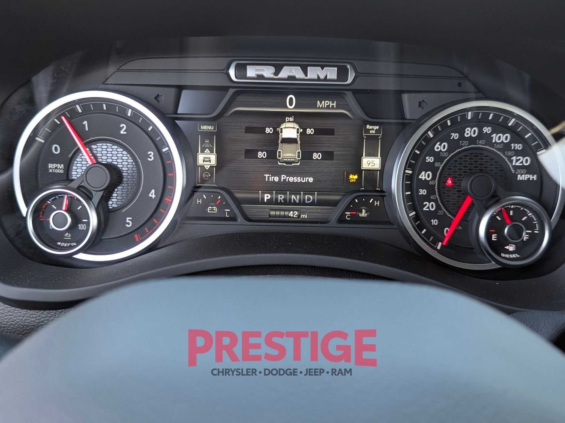 2025 RAM 3500 Big Horn - Photo 11