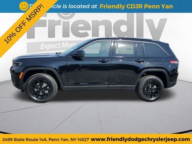 New 2026 Diamond Black Crystal Pearl-Coat Exterior Paint Jeep Altitude image 2