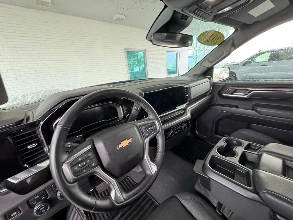Used 2024 Gray Chevrolet LT image 13