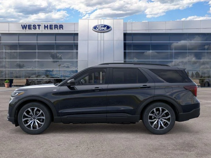 New 2026 Agate Black Metallic Ford ST-Line image 4