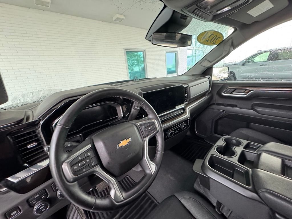 Used 2024 Gray Chevrolet LT image 13