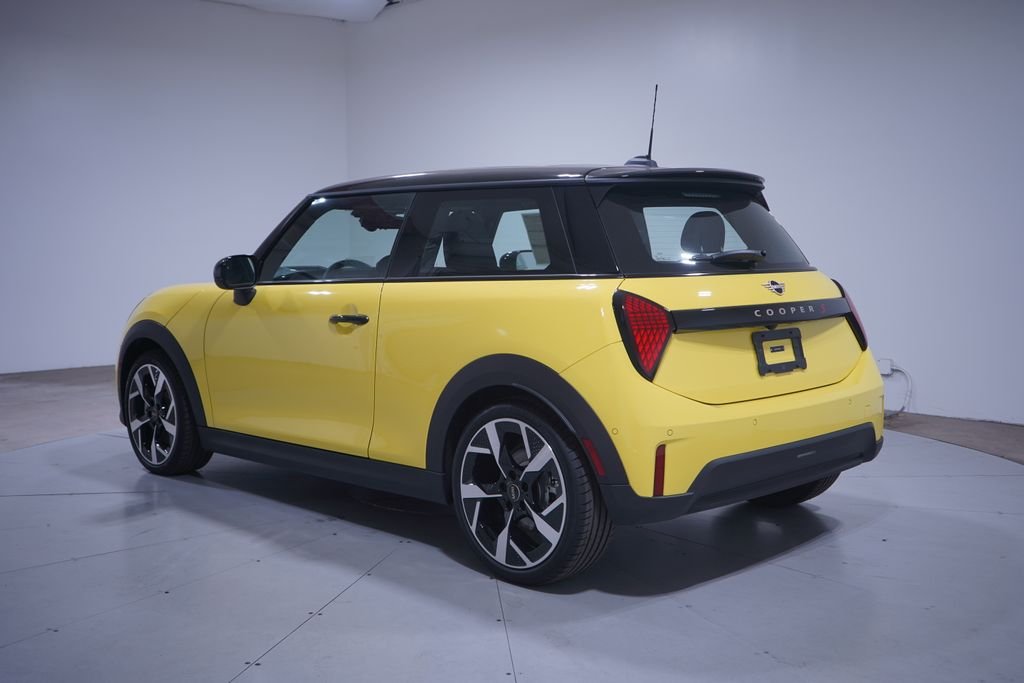 2026 MINI Hardtop 2 Door S - Photo 3