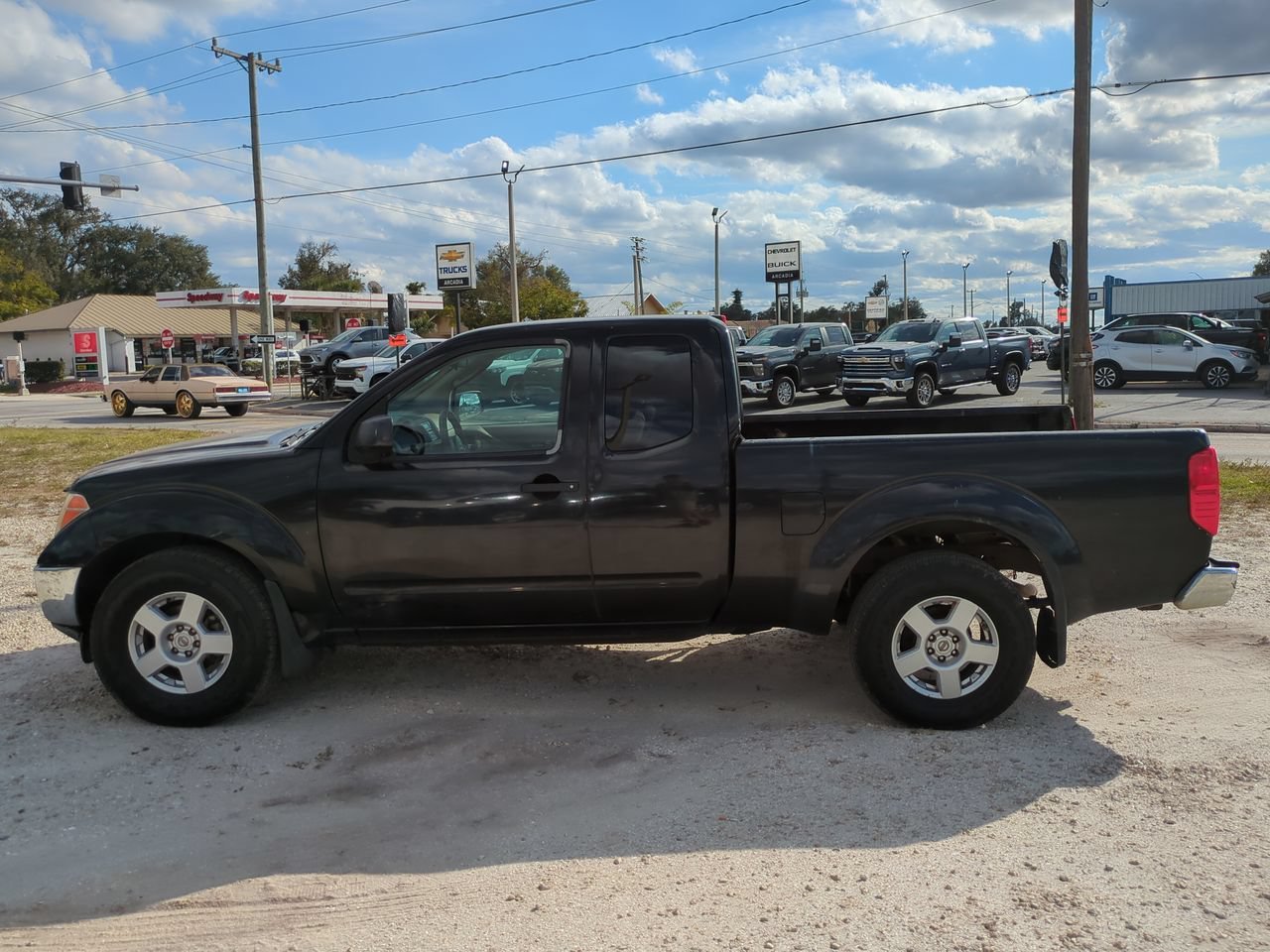 Used 2006 Super Black Nissan  image 7