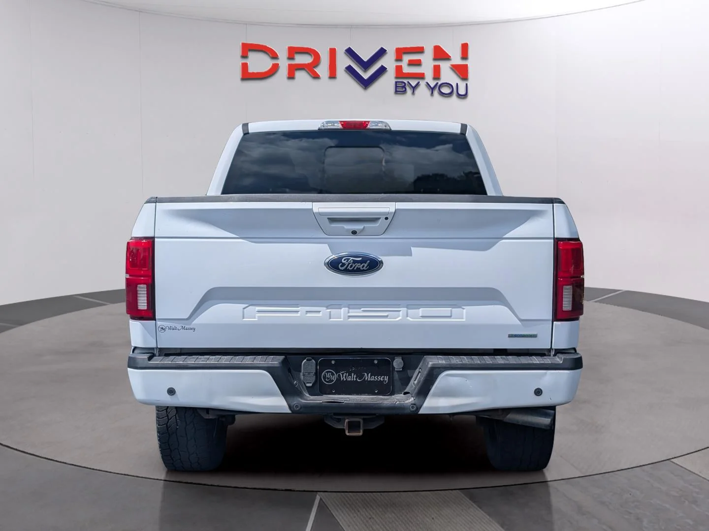 Used 2018 Oxford White Ford LARIAT image 4