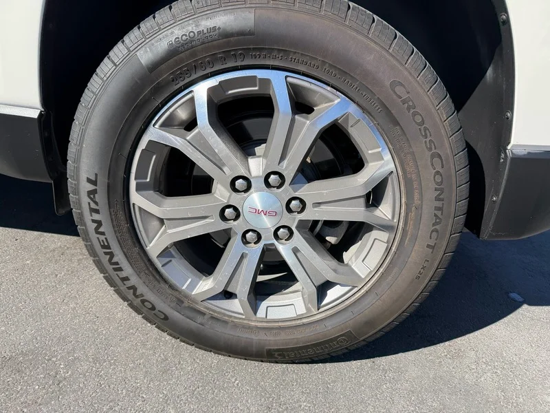 Used 2014 Summit White GMC SLT image 28