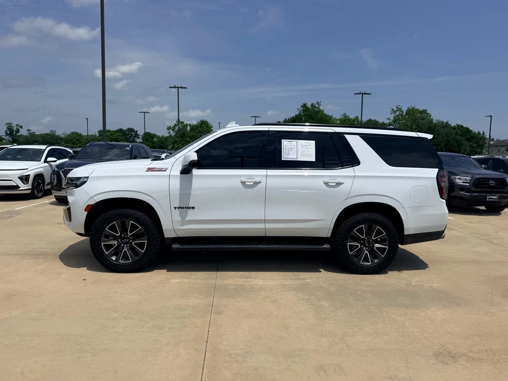 Used 2022 Summit White Chevrolet Z71 image 10