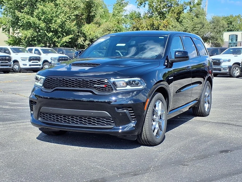 New 2027 Pitch-Black Exterior Paint Dodge GT image 2