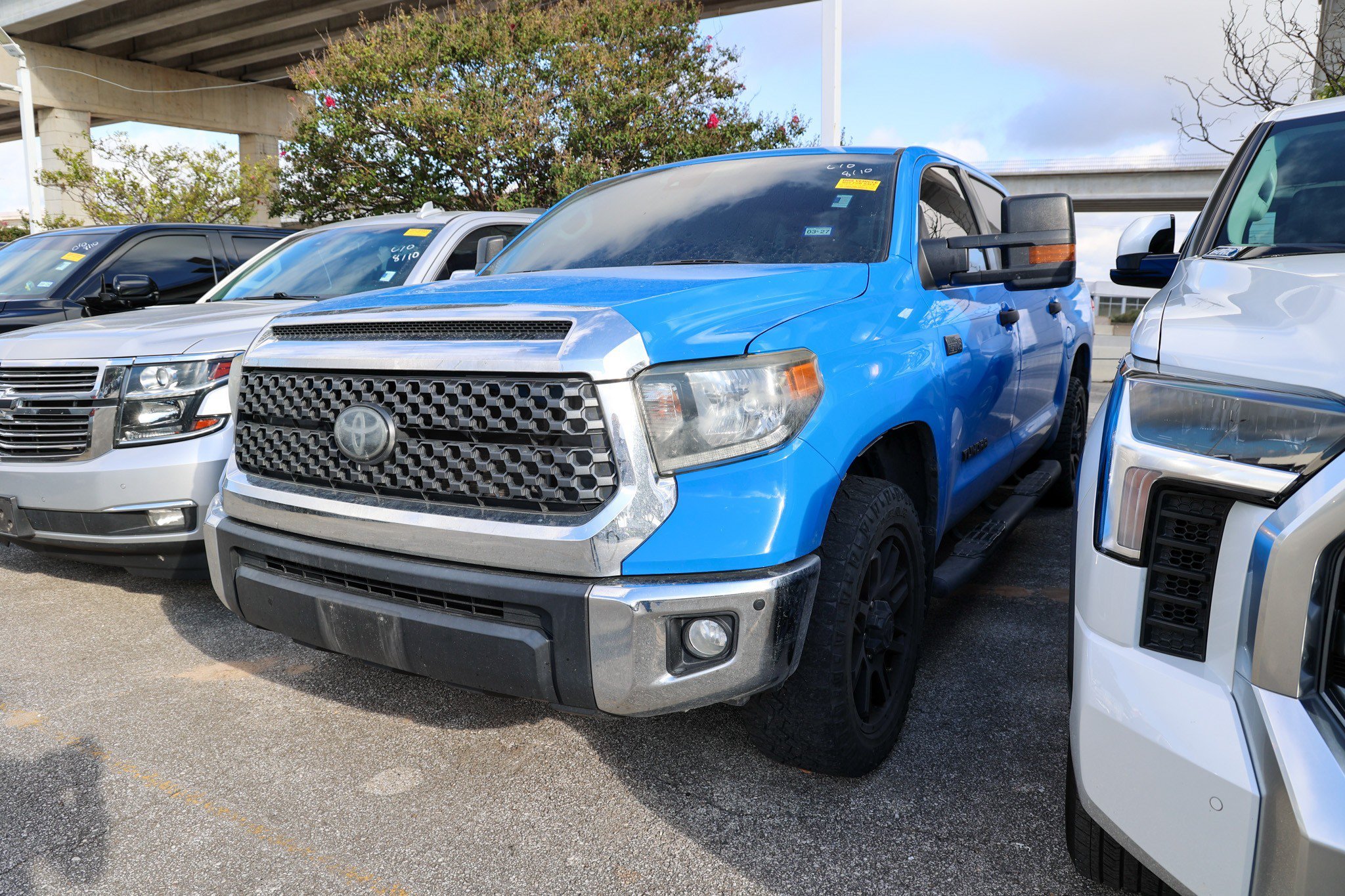 Used 2021 VOODOO BLUE Toyota SR5 image 1