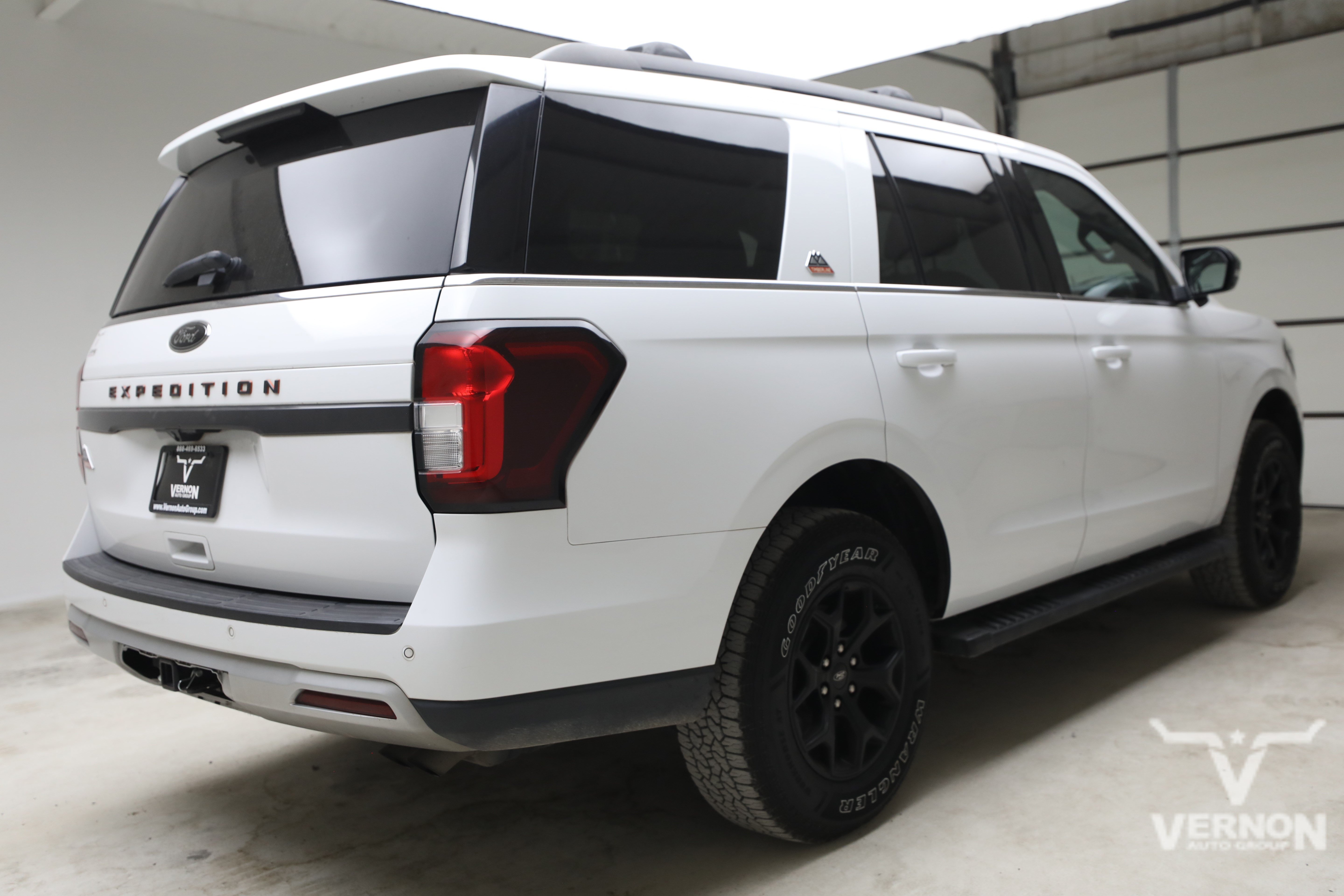Used 2022 Oxford White Ford Y image 5