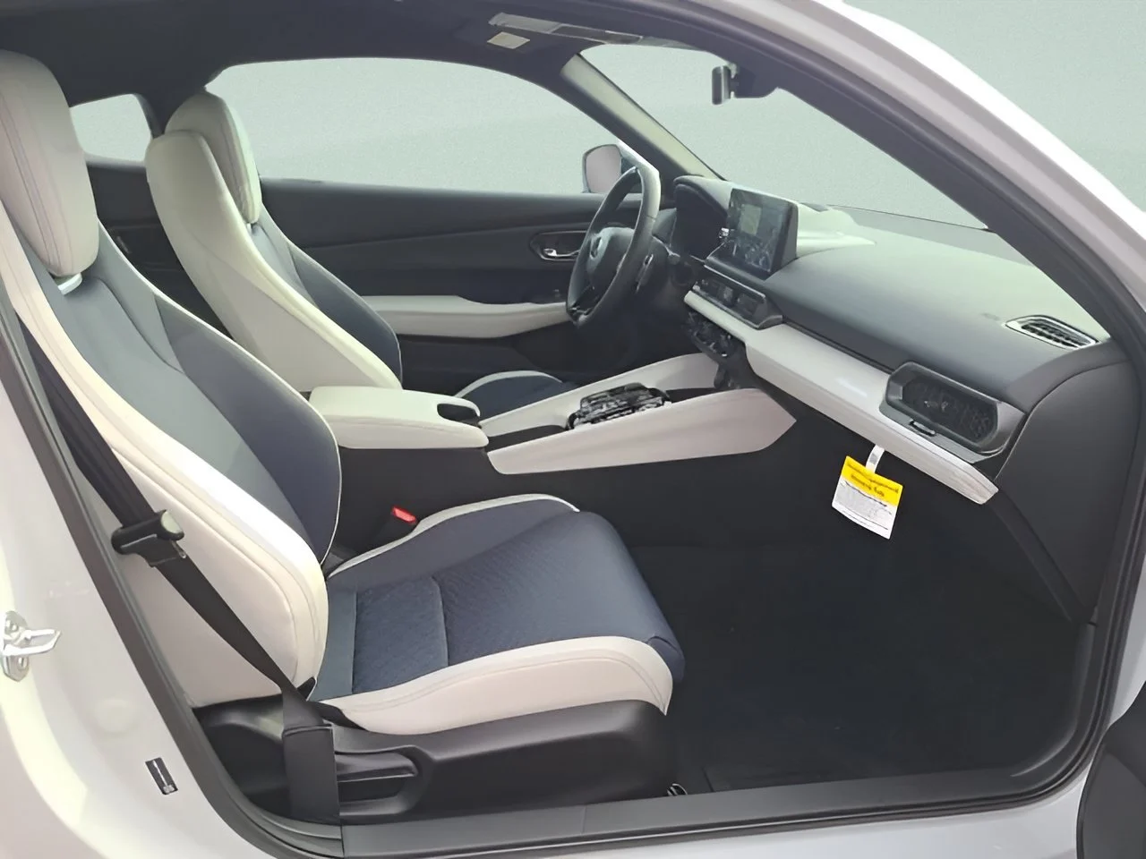 New 2026 Winter Frost Pearl w/Crystal Black Roof Honda 2-Tone image 11