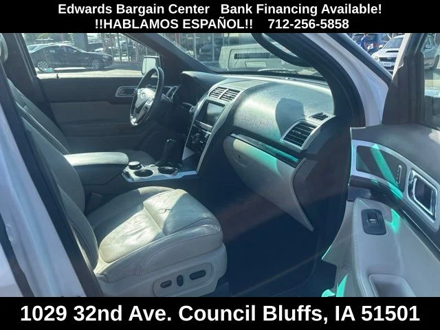 Used 2013 White Ford Limited image 14
