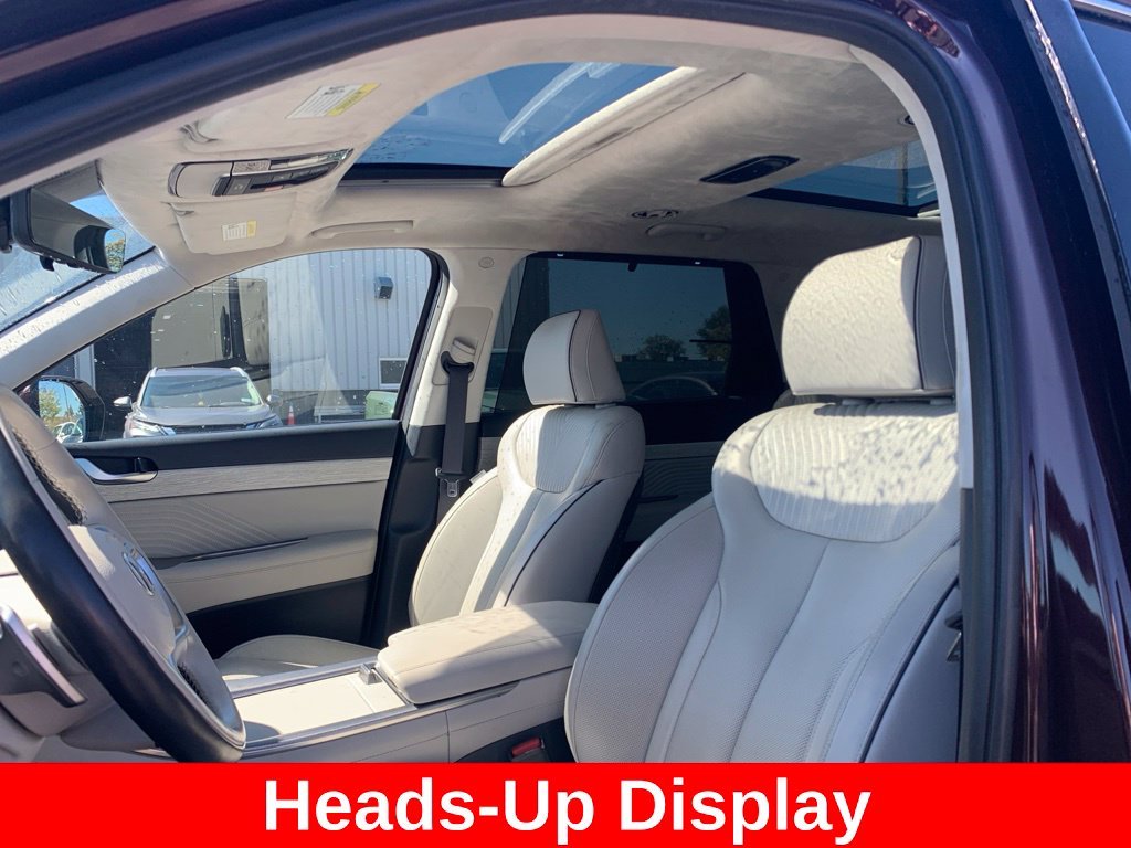 Used 2024 Red Hyundai Calligraphy image 9