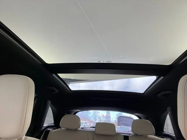 New 2026 Graphite Grey Metallic Mercedes-Benz GLC 300 image 77