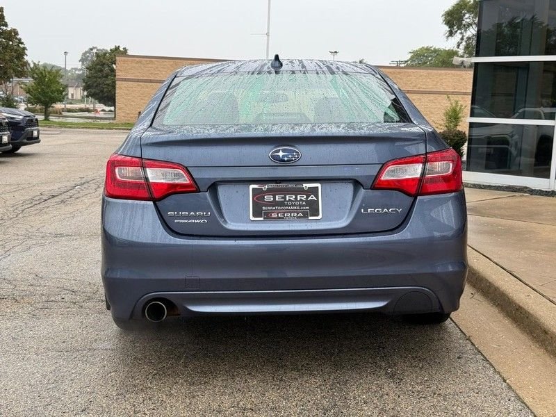 Used 2016 Twilight Blue Metallic Subaru 2.5i image 4