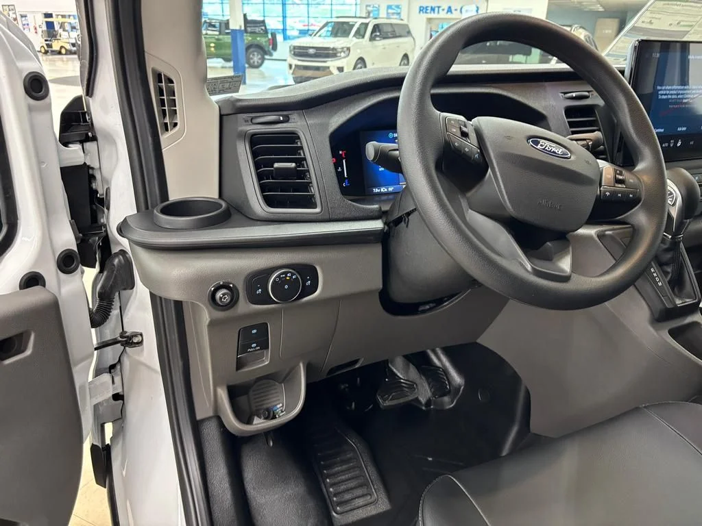 New 2026 Oxford White Ford Cargo Van image 9