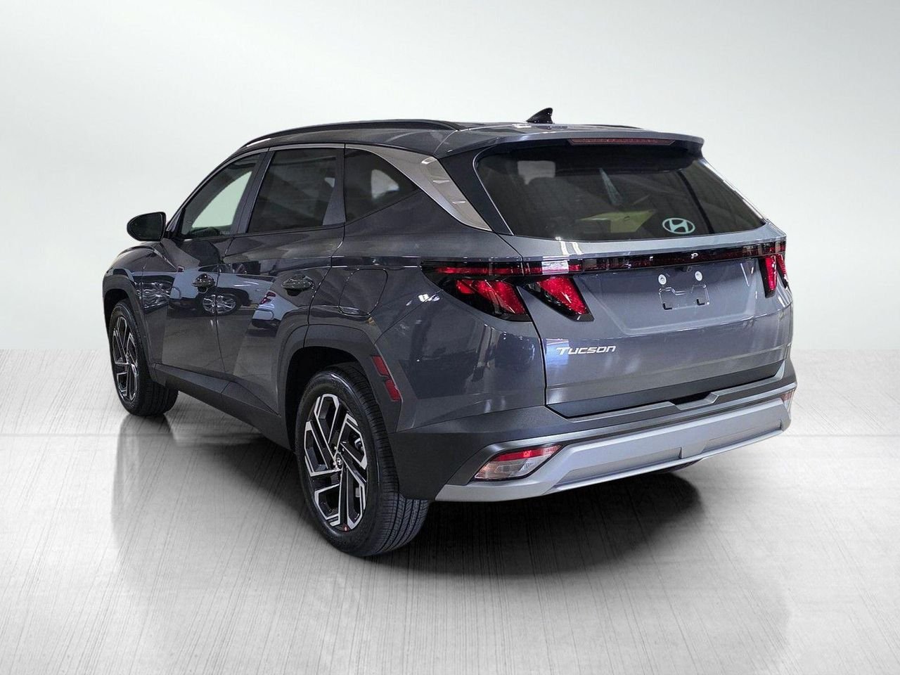 New 2026 Ecotronic Gray Hyundai SEL Plus FWD image 5