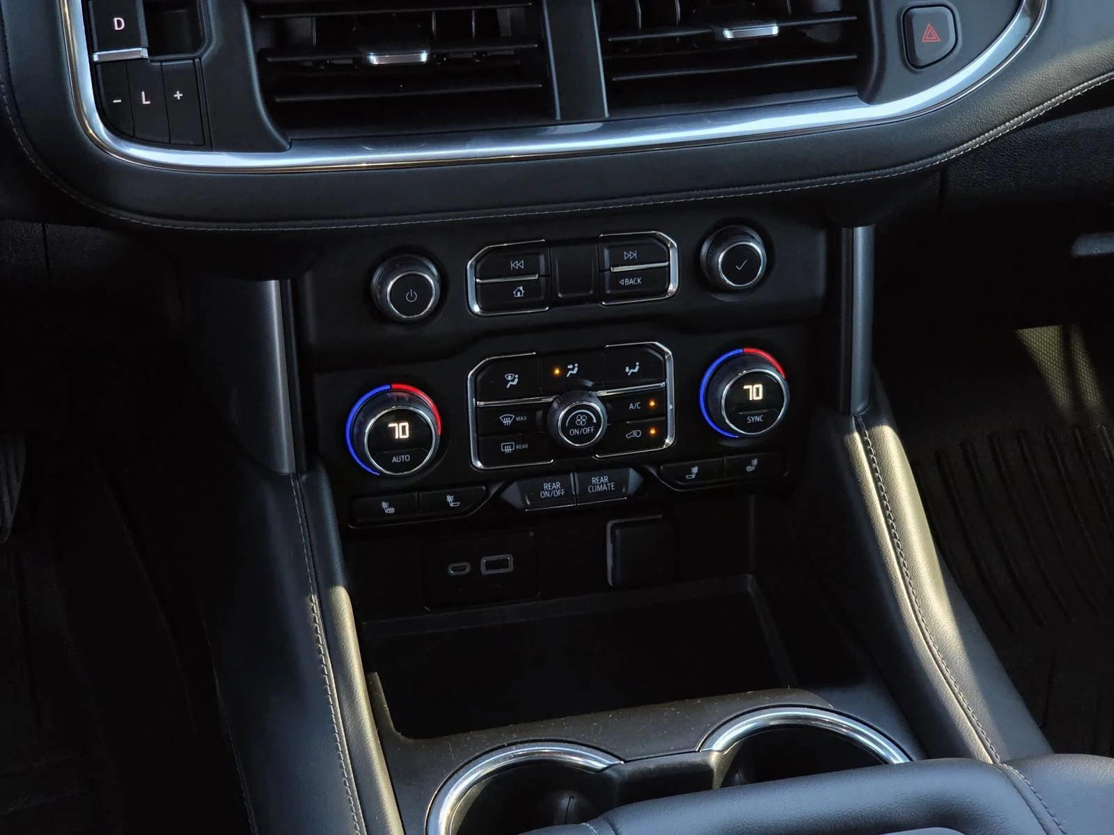 Used 2023 Midnight Blue Metallic Chevrolet Z71 image 17