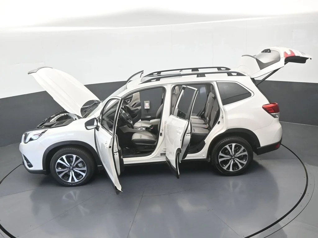 Used 2022 Crystal White Pearl Subaru Limited image 64
