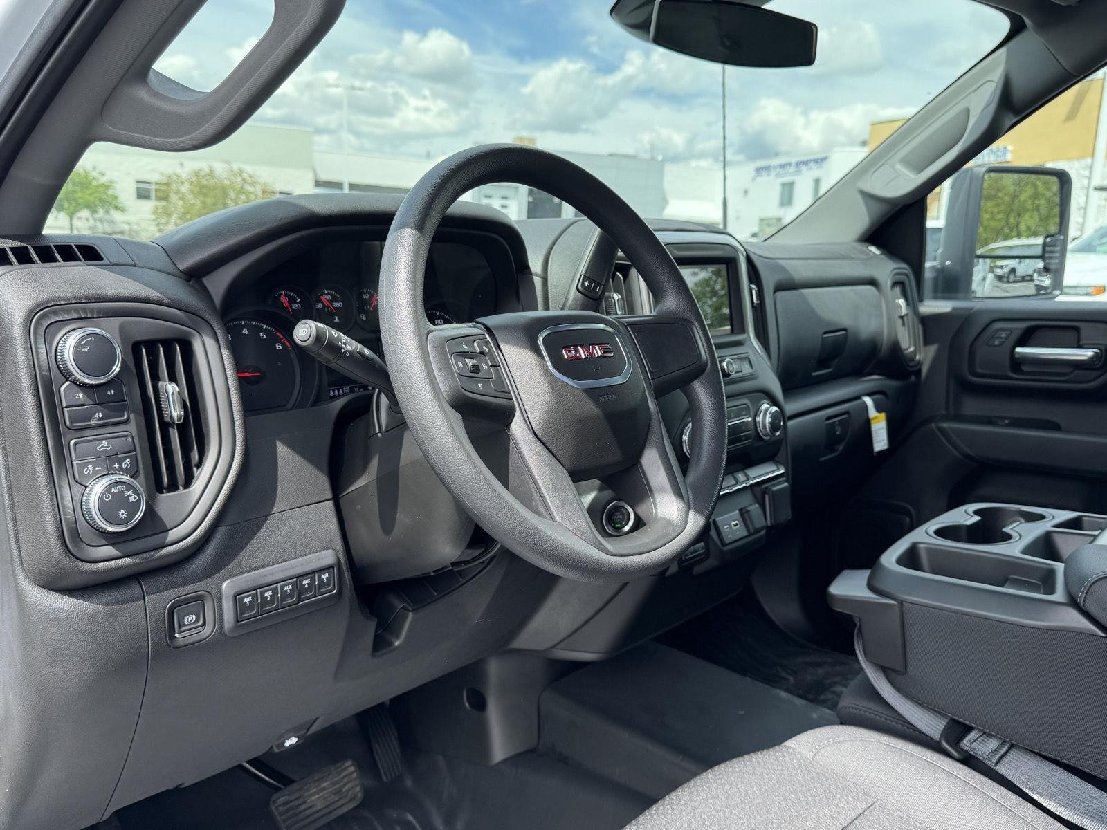 2025 GMC Sierra 2500HD Pro - Photo 23