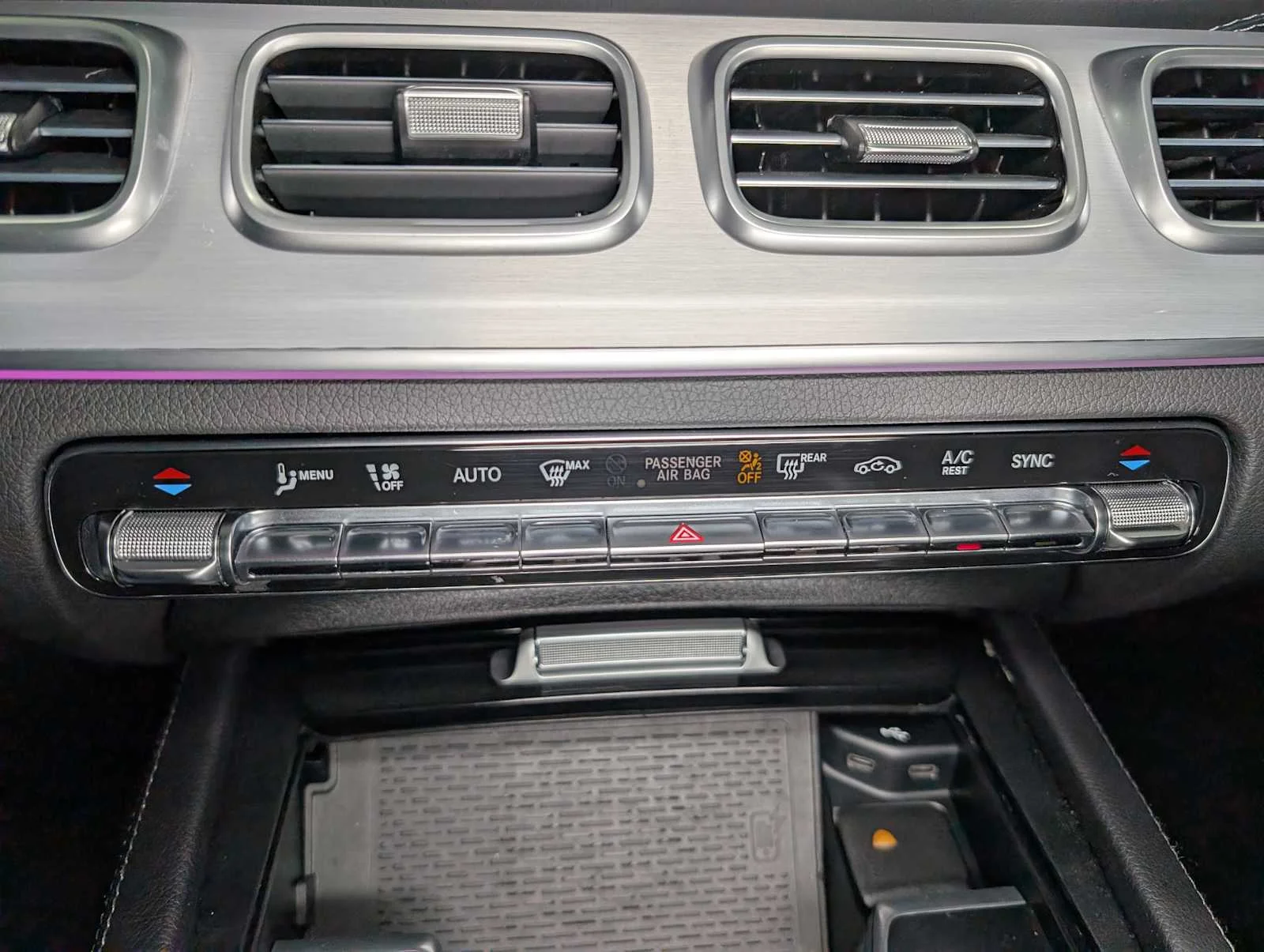 2024 Mercedes-Benz GLS Base - Photo 31