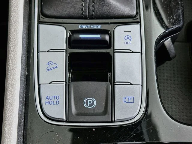 Certified Pre-Owned 2024 Hyundai Tucson SE