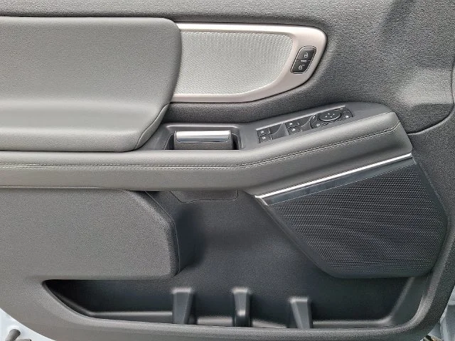 New 2027 Glacier Gray Metallic Tri-Coat Ford Active image 8