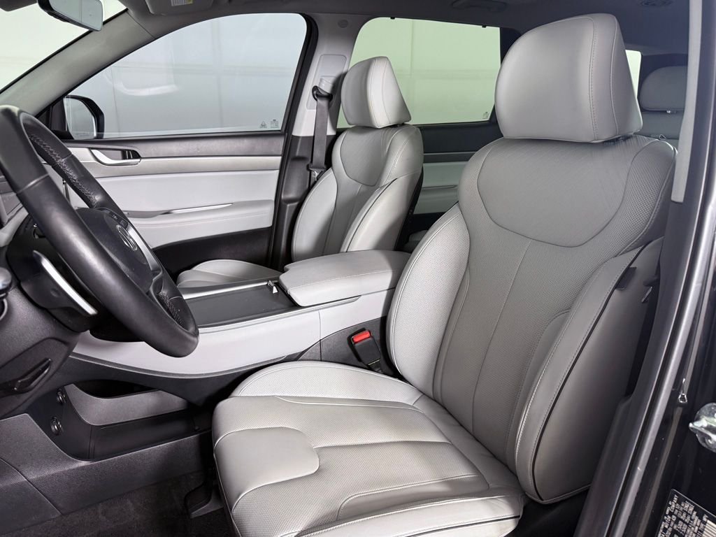Used 2024 Black Hyundai SEL image 34