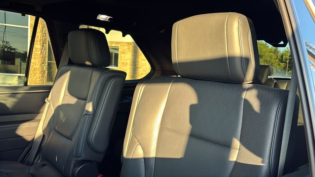 2025 Toyota Sequoia Platinum - Photo 28