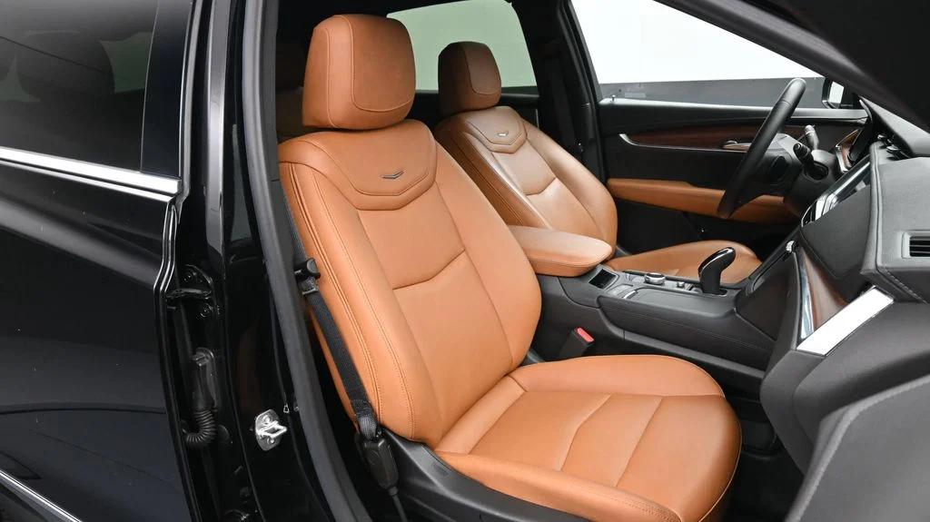 Certified Used 2025 Black Cadillac Premium Luxury image 17