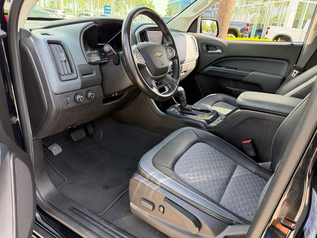 Certified Used 2021 Black Chevrolet Z71 image 11