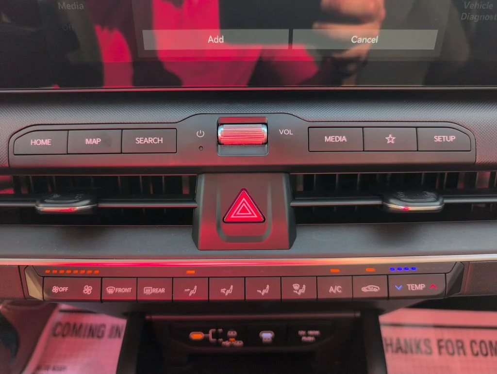 2025 Kia K4 LXS - Photo 24