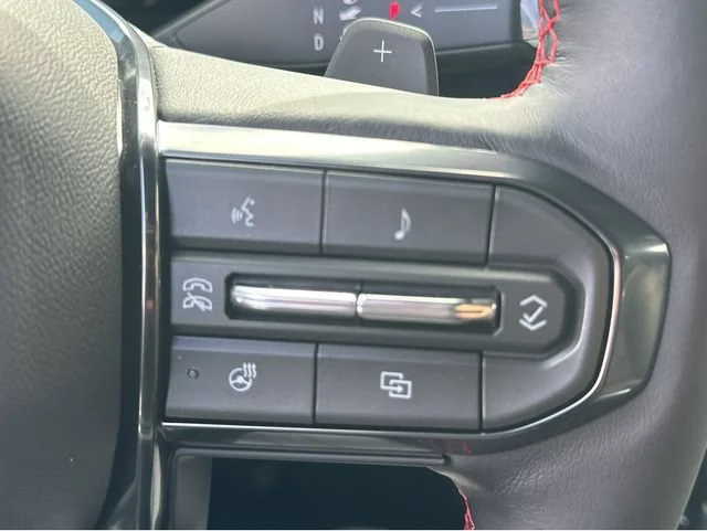 2026 GMC Yukon AT4 Ultimate - Photo 34