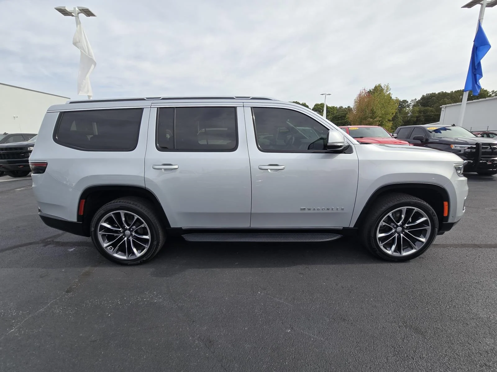 Used 2022 Silver Zynith Jeep Series II image 8