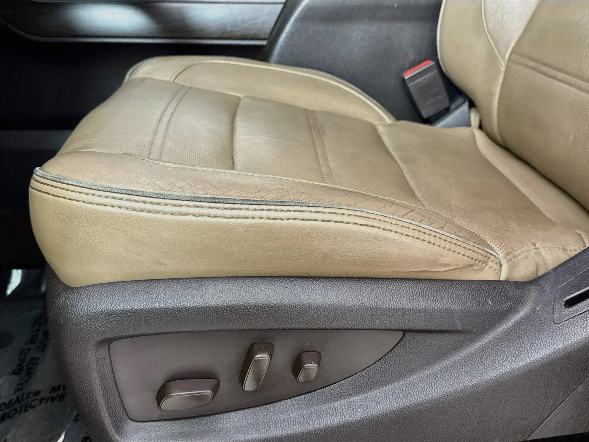 Used 2018 ONYX BLACK GMC Denali image 22